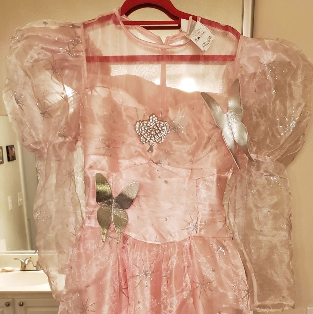 Glinda the good witch Halloween costume